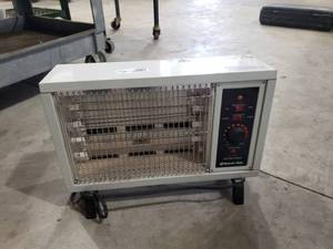 lot 3037 image: Comfort Electric Heater