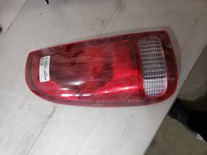 lot 3059 image: 1996 Ford Pickup LH Taillight Lens