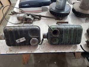 lot 3078 image: 2 Ford Coolant Tanks