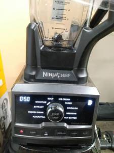 lot 6156 image: NinjaChef CT805 Black Digital Blender System