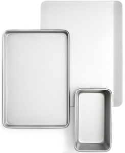 lot 6174 image: Cuisinart 3-Pc. Nonstick Bakeware Set