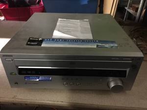 lot 5277 image: Sony AVD-K800P DVD Receiver