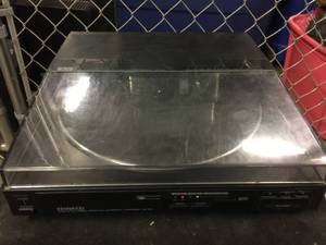lot 5291 image: Kenwood KD-727 Direct Drive TurnTable
