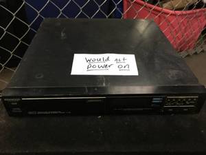 lot 5293 image: Kenwood AMFM Stereo Tuner T-7G