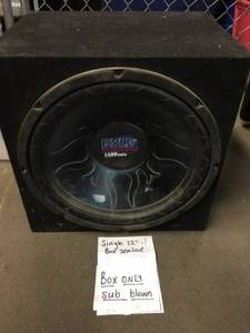 lot 5319 image: Single 12 Car Speaker Box