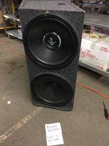 lot 5320 image: Double 15 Car Speaker Box