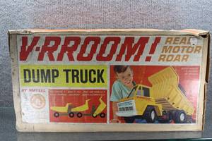 lot 2844 image: Vintage 1963 Mattel Toy Dump Truck With Original Box