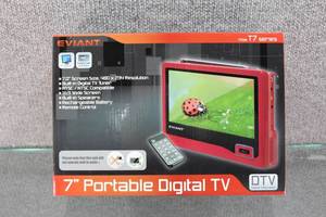 lot 2835 image: Eviant 7 Portable Digital TV