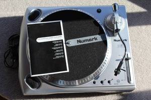 lot 2836 image: Numark Vinyl Converter & Record Player with Manual