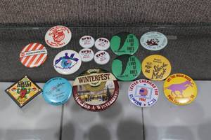 lot 2853 image: Lot of Assorted Vintage Event Buttons, Old Town Chilli Cook Off, KFDI Make Me Rich, Shocker Womens Basketball, & More