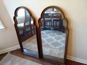 lot 8976 image: Nice pair of wall mirrors