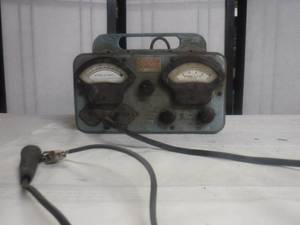 lot 8959 image: Automotive sun tach tester