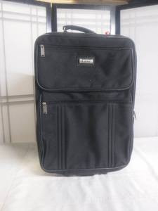 lot 12516 image: Travel suitcase
