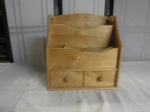 lot 12524 image: Wooden desk organizer