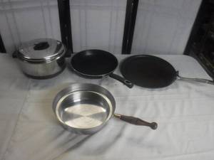 lot 12525 image: Mixed lot of pots and pans, includes Tramontina