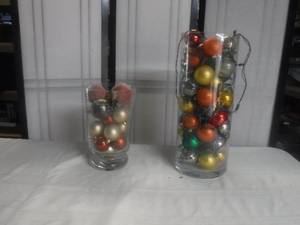 lot 12528 image: 2 glass vases full of Christmas bulbs