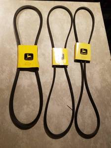 lot 19159 image: Lot of 3 John Deere Mower Belts