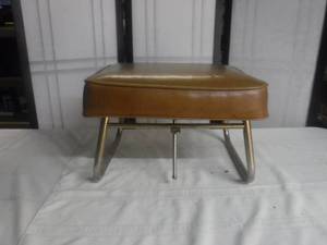 lot 12556 image: Lazy E foot rest