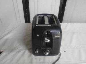 lot 12563 image: Sunbeam Toaster