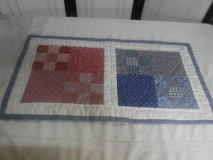 lot 12589 image: Lap quilt