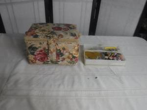 lot 12598 image: Sewing box with contents