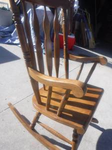lot 12619 image: Nice solid wood rocking chair