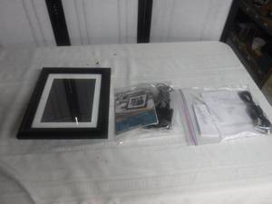 lot 12649 image: Digital picture frame