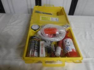 lot 12654 image: Emergency roadside car kit