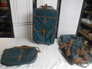 lot 12692 image: Ralph Lauren VTG Luggage Set of 3