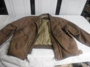 lot 12703 image: Large Mens Coat Mirage