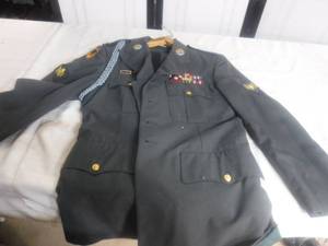lot 12704 image: US Army Uniform with Awards and Pants