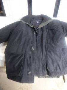 lot 12719 image: Roundtree and Yorke Outdoors Coat Size M