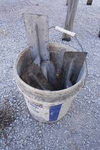 lot 11008 image: Bucket of Trowels