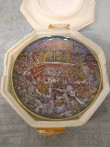 lot 11518 image: McDonalds Collectable Plate
