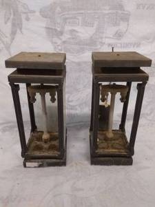 lot 11556 image: Vintage Outdoor Gas Wall Mount Lamps
