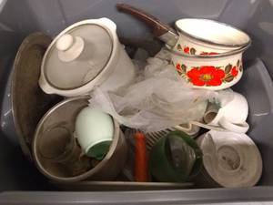 lot 11586 image: Cookware, Tableware, and More Lot