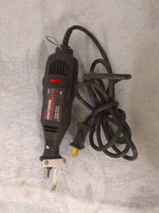 lot 11588 image: Craftsman Chain Sharpening Tool - Works