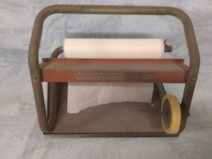 lot 11591 image: Scotch Utility Masker 6810 Model 171