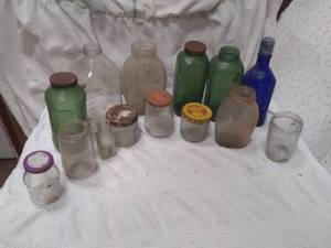 lot 11608 image: Vintage Jars and Jugs Lot
