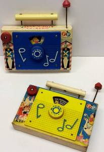 lot 98 image: 1960s Wood TVRadio Music Boxes 2 Fisher Price