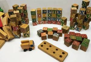 lot 112 image: Over 100 Mid Century Alphabet & Wood Blocks  Animals, Letters, Numbers, & More