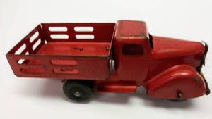 lot 128 image: Vintage Metal Toy Truck
