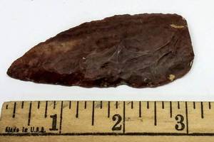 lot 145 image: Very Old Harahey, Semi Biface, Blade   Appears to be Alibates Chert  Possibly 750 to 1,200 Years Old