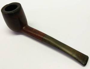 lot 156 image: Vintage Pipe  Town Crier Pipe Shop