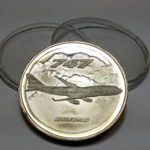 lot 246 image: 1992  Boeing 747 Commemorative Coin in Plastic Case