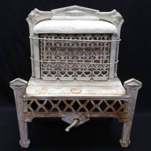 lot 286 image: Old Space Heater  Heavy