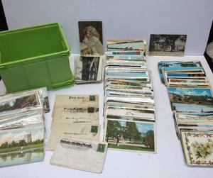 lot 26 image: Large Lot of Antique & Vintage Post Cards