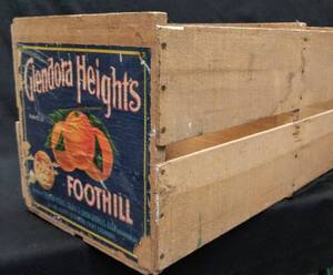 lot 29 image: Vintage Glendora Heights Foothill Wood Crate  Navel Oranges