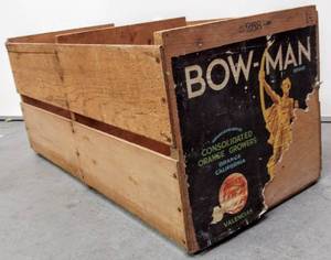 lot 31 image: Vintage Bow-Man Oranges Wood Advertising Crate  California Valencias