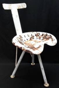 lot 85 image: Wow Homemade Metal Tractor Seat Chair